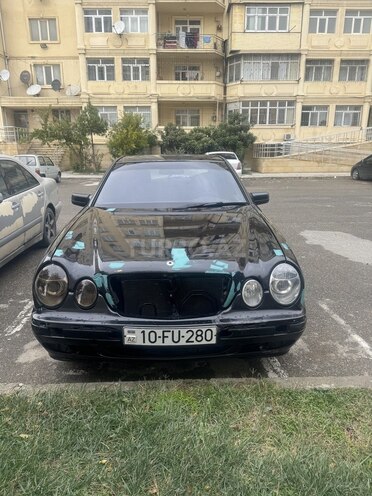 Mercedes E 320 1997, 300,000 km - 3.2 l - Bakı