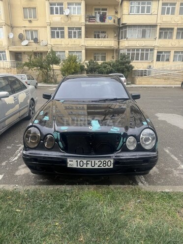 Mercedes E 320 1997, 300,000 km - 3.2 l - Bakı