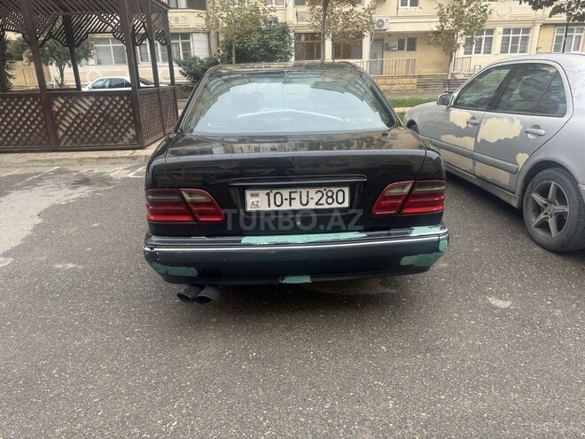 Mercedes E 320 1997, 300,000 km - 3.2 l - Bakı