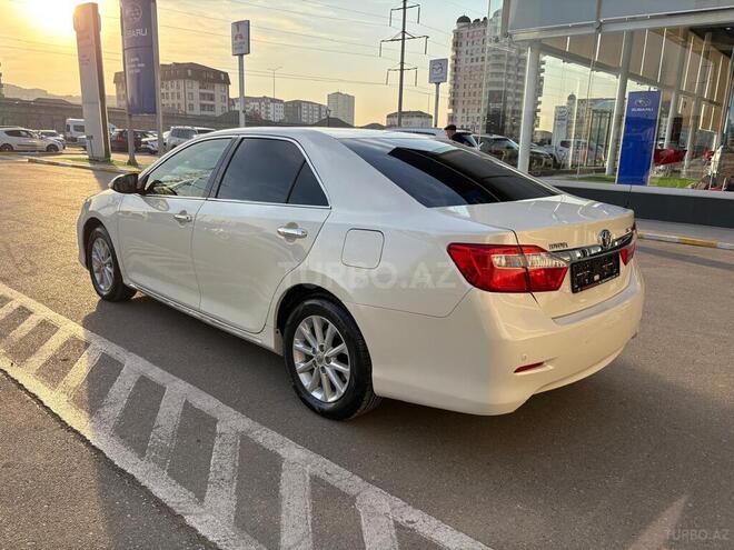 Toyota Camry-6