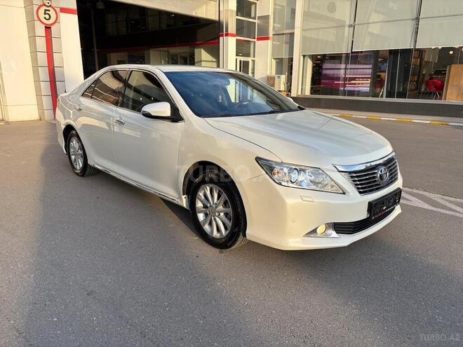 Toyota Camry-4