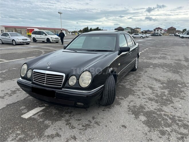 Mercedes E 280 1999, 400,000 km - 2.8 l - Bakı