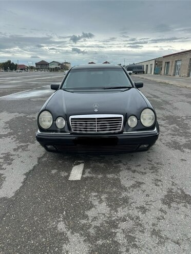 Mercedes E 280 1999, 400,000 km - 2.8 l - Bakı
