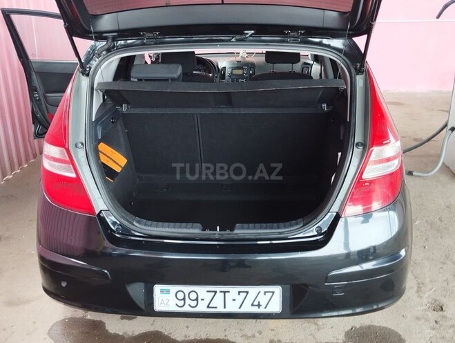 Hyundai i30 2009, 185,000 km - 1.4 л - Gəncə