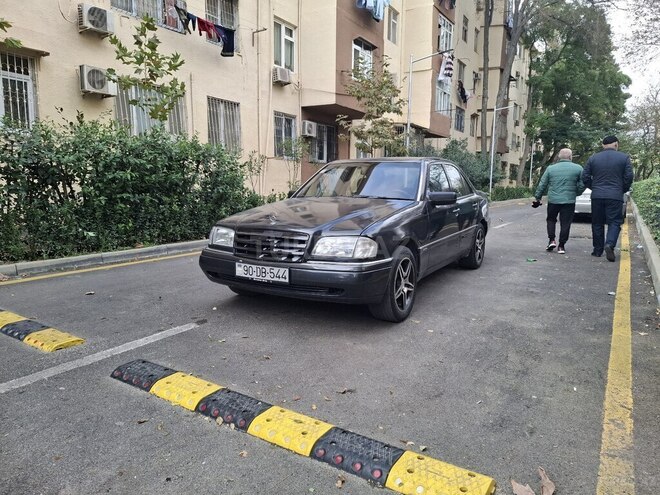 Mercedes C 180 1994, 342,754 km - 1.8 l - Bakı
