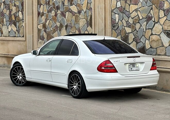 Mercedes E 320 2002, 298,000 km - 3.2 l - Bakı