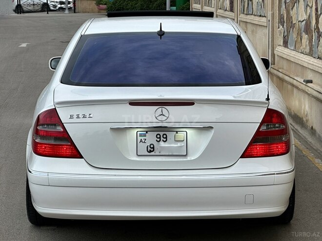Mercedes E 320 2002, 298,000 km - 3.2 l - Bakı