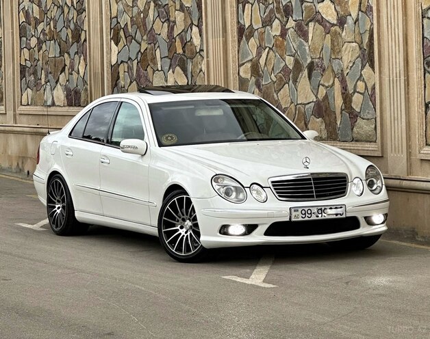 Mercedes E 320 2002, 298,000 km - 3.2 l - Bakı