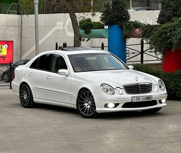 Mercedes E 320 2002, 298,000 km - 3.2 l - Bakı