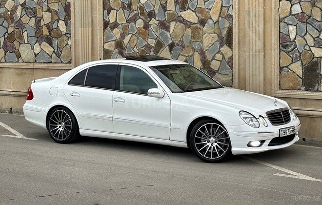 Mercedes E 320 2002, 298,000 km - 3.2 l - Bakı