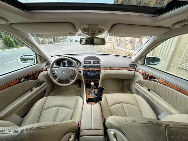 Mercedes E 320 2002, 298,000 km - 3.2 l - Bakı
