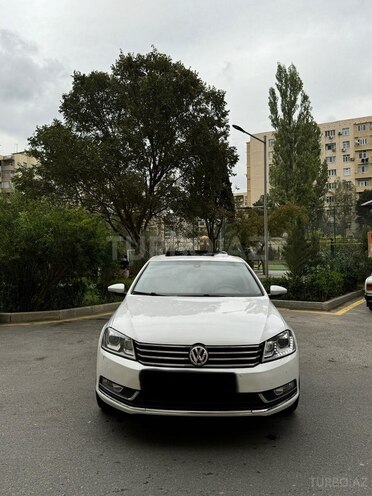 Volkswagen Passat 2012, 289,900 km - 1.8 l - Bakı