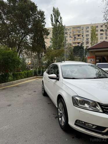 Volkswagen Passat 2012, 289,900 km - 1.8 l - Bakı