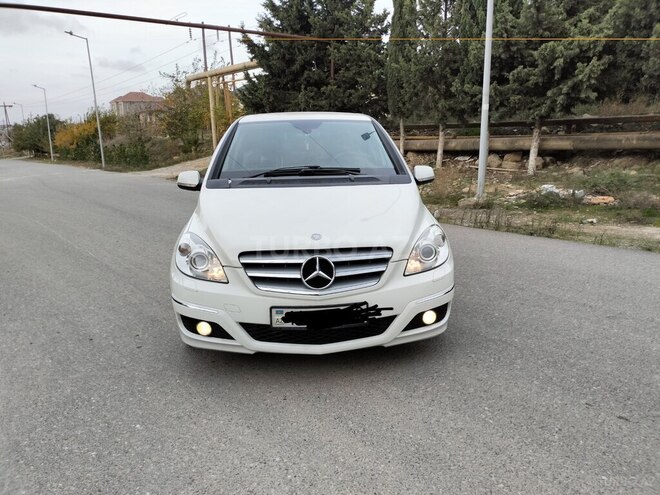 Mercedes B 180 2011, 92,000 km - 1.8 л - Bakı