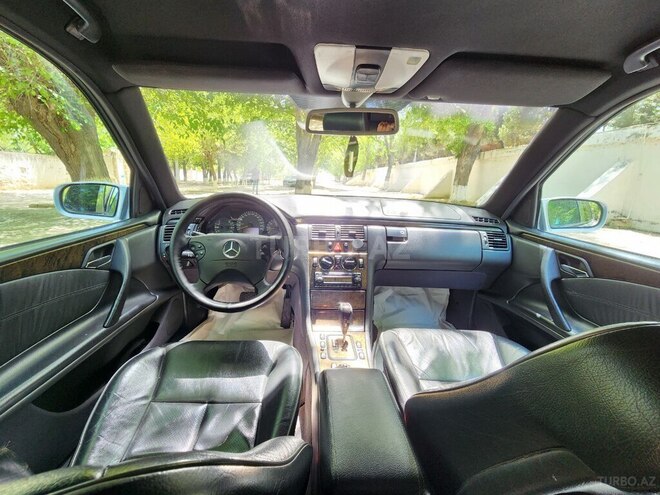 Mercedes E 200 2002, 327,000 km - 2.0 l - Bakı