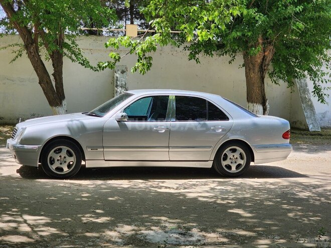 Mercedes E 200 2002, 327,000 km - 2.0 l - Bakı