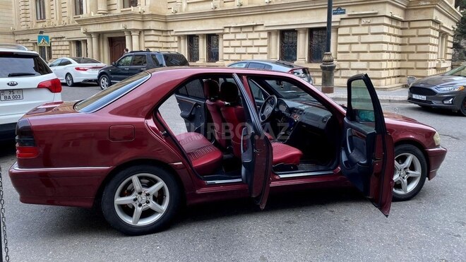 Mercedes C 240 1999, 425,300 km - 2.4 l - Sumqayıt