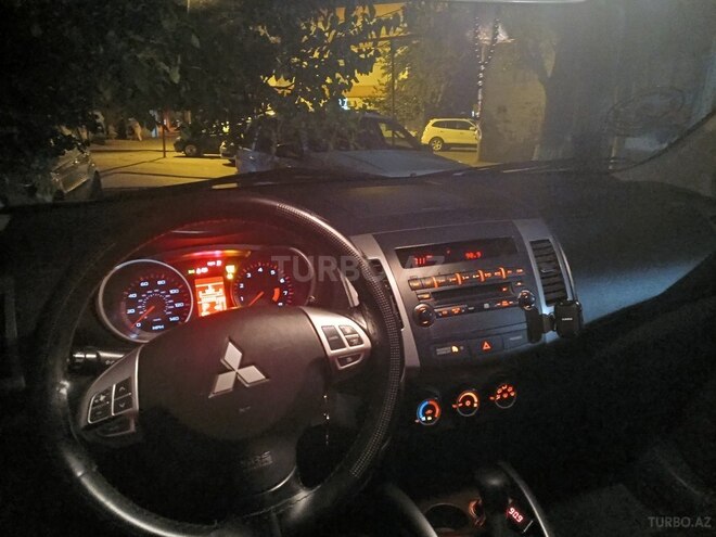 Mitsubishi Outlander 2007, 321,867 km - 3.0 л - Sumqayıt
