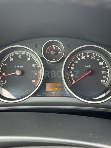 Opel Astra 2006, 268,000 km - 1.4 l - Qax
