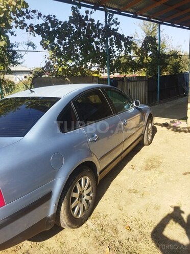 Volkswagen Passat 1998, 120,000 km - 1.8 l - Masallı