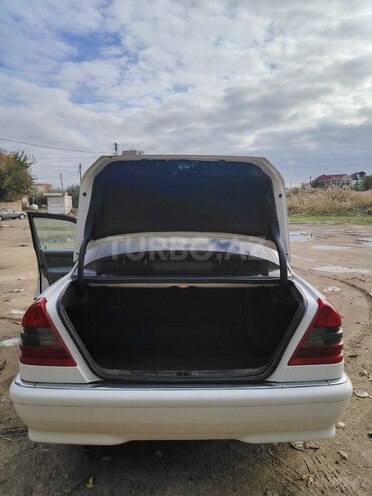 Mercedes C 230 1999, 182,000 km - 2.3 l - Sumqayıt