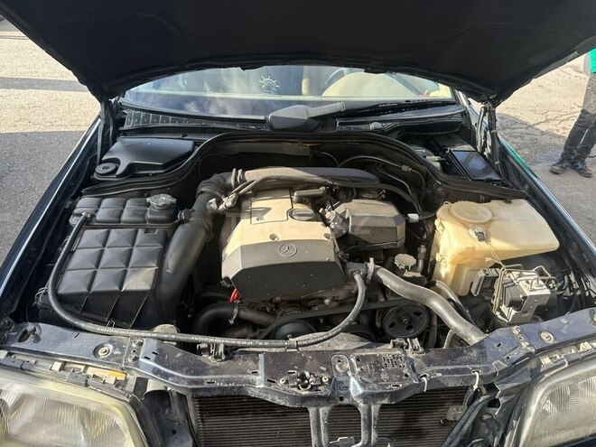 Mercedes C 180 1998, 320,000 km - 1.8 л - Bakı