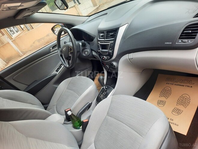 Hyundai Accent 2015, 153,000 km - 1.6 l - Sumqayıt