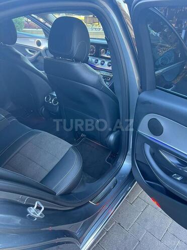 Mercedes E 200 d 2016, 217,000 km - 2.0 l - Bakı