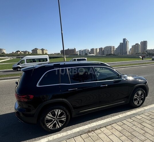 Mercedes GLB 250 4MATIC 2023, 834 km - 2.0 l - Bakı