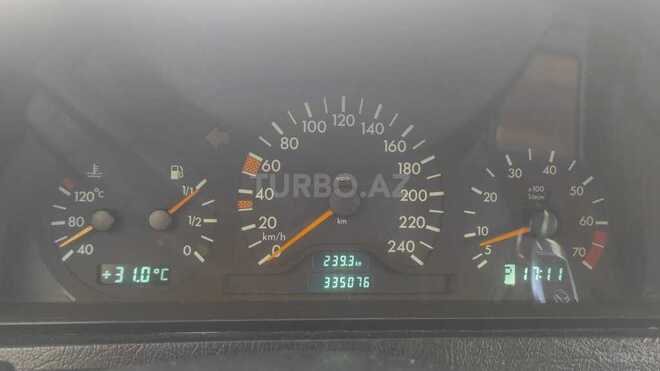 Mercedes C 180 2000, 320,000 km - 1.8 l - Bakı