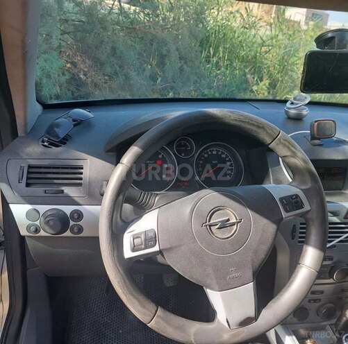 Opel Astra 2009, 340,000 km - 1.3 l - Bakı