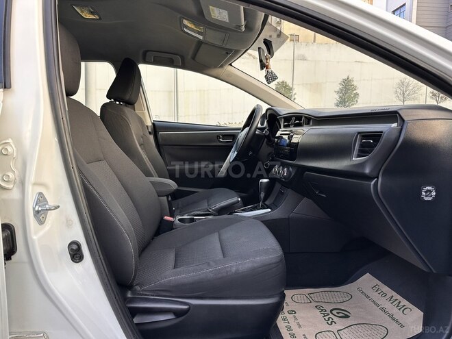 Toyota Corolla 2016, 156,123 km - 1.6 l - Bakı