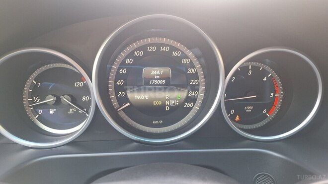 Mercedes E 220 d 2014, 178,000 km - 2.2 l - Bakı