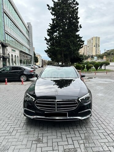 Mercedes E 300 e 4MATIC 2021, 74,000 km - 2.0 l - Bakı