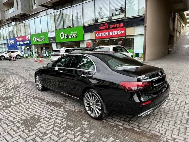 Mercedes E 300 e 4MATIC 2021, 74,000 km - 2.0 l - Bakı