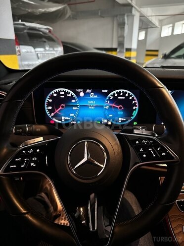 Mercedes E 300 e 4MATIC 2021, 74,000 km - 2.0 l - Bakı