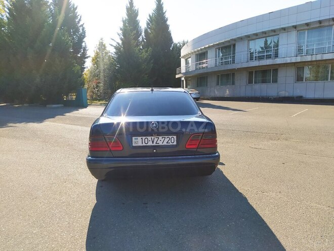 Mercedes E 230 1996, 396,584 km - 2.3 l - Bakı