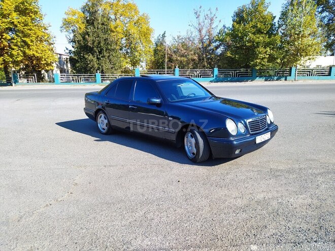 Mercedes E 230 1996, 396,584 km - 2.3 l - Bakı