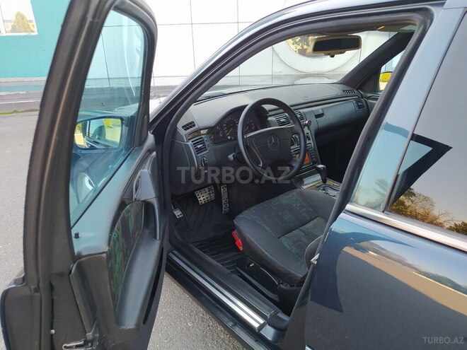 Mercedes E 230 1996, 396,584 km - 2.3 l - Bakı