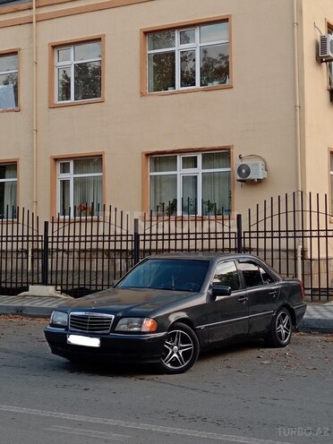 Mercedes C 180 1995, 235,484 km - 1.8 l - Bərdə