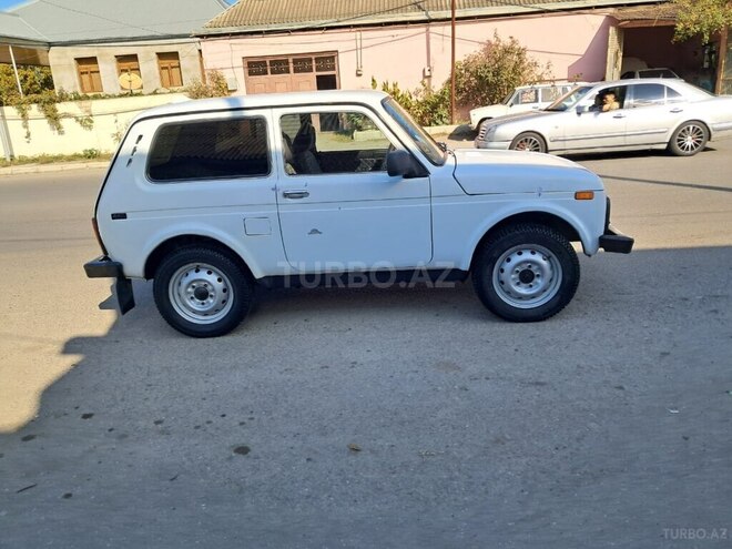 LADA (VAZ) Niva 2002, 153,000 km - 1.7 l - Qazax