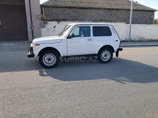 LADA (VAZ) Niva 2002, 153,000 km - 1.7 l - Qazax