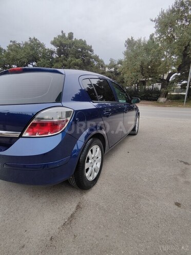 Opel Astra 2009, 285,000 km - 1.4 l - Xaçmaz