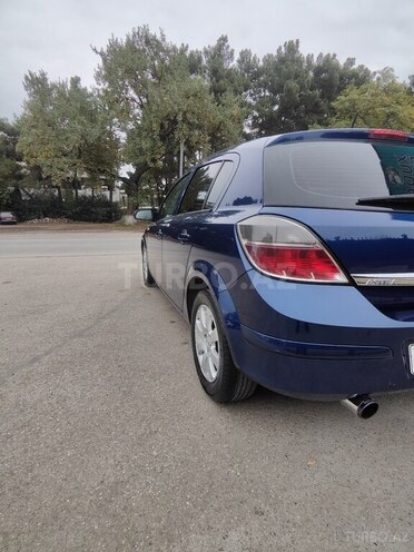 Opel Astra 2009, 285,000 km - 1.4 l - Xaçmaz
