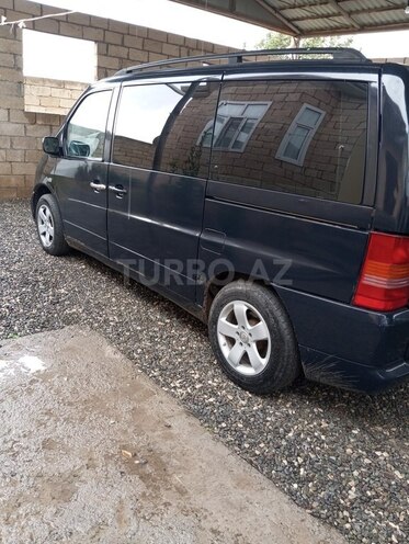 Mercedes Vito 112 2000, 99,999 km - 2.2 l - Salyan