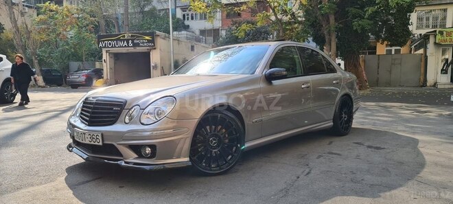 Mercedes E 320 2004, 385,000 km - 3.2 l - Bakı