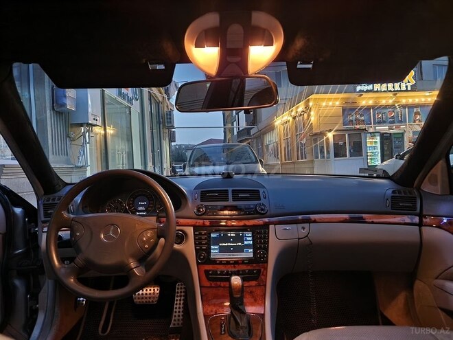 Mercedes E 320 2004, 385,000 km - 3.2 l - Bakı