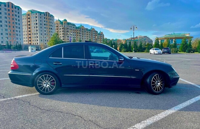 Mercedes E 270 2003, 646,474 km - 2.7 l - Sumqayıt