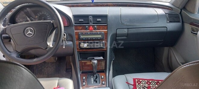 Mercedes C 280 1996, 331,258 km - 2.8 l - Bakı