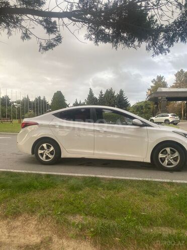Hyundai Avante 2015, 202,000 km - 1.6 л - Bakı